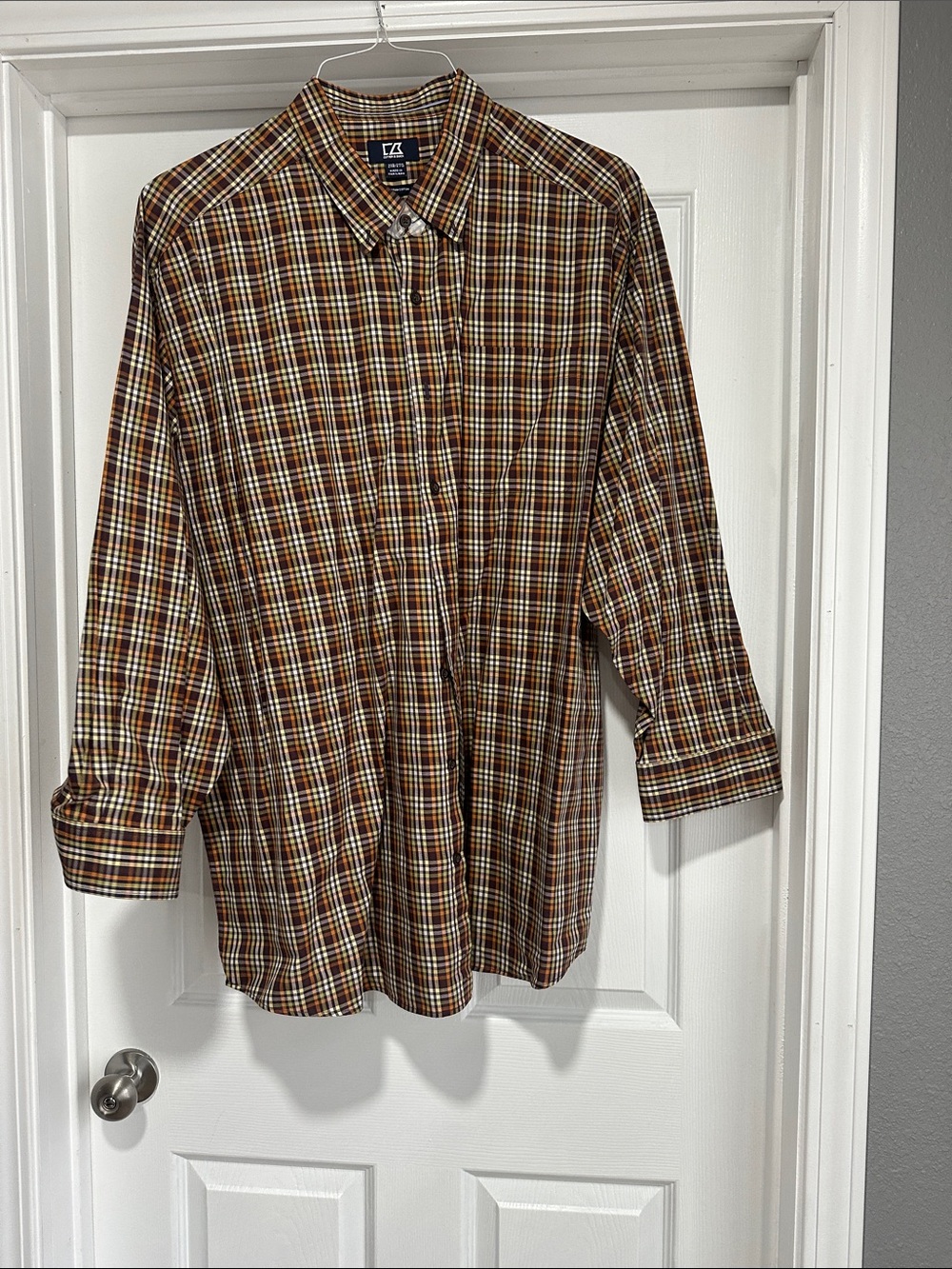 Cutter &Buck Men’s Brown and Cream Plaid Button-Down Shirt 2XB